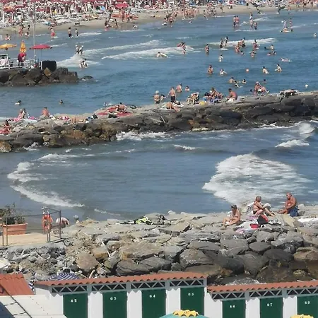 Apartment Casa Vacanze *
